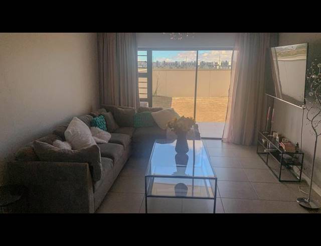 3 BEDROOM PROPERTY TO RENT IN SANDOWN